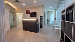 Sunshine Plaza (D7), Office #557114251